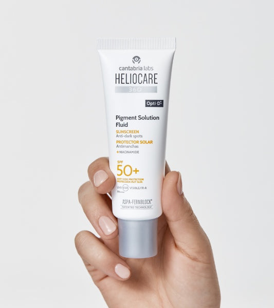 Pack Heliocare 360º Pigment Solution Fluid SPF 50+ + Neoretin Discrom Control 15ml